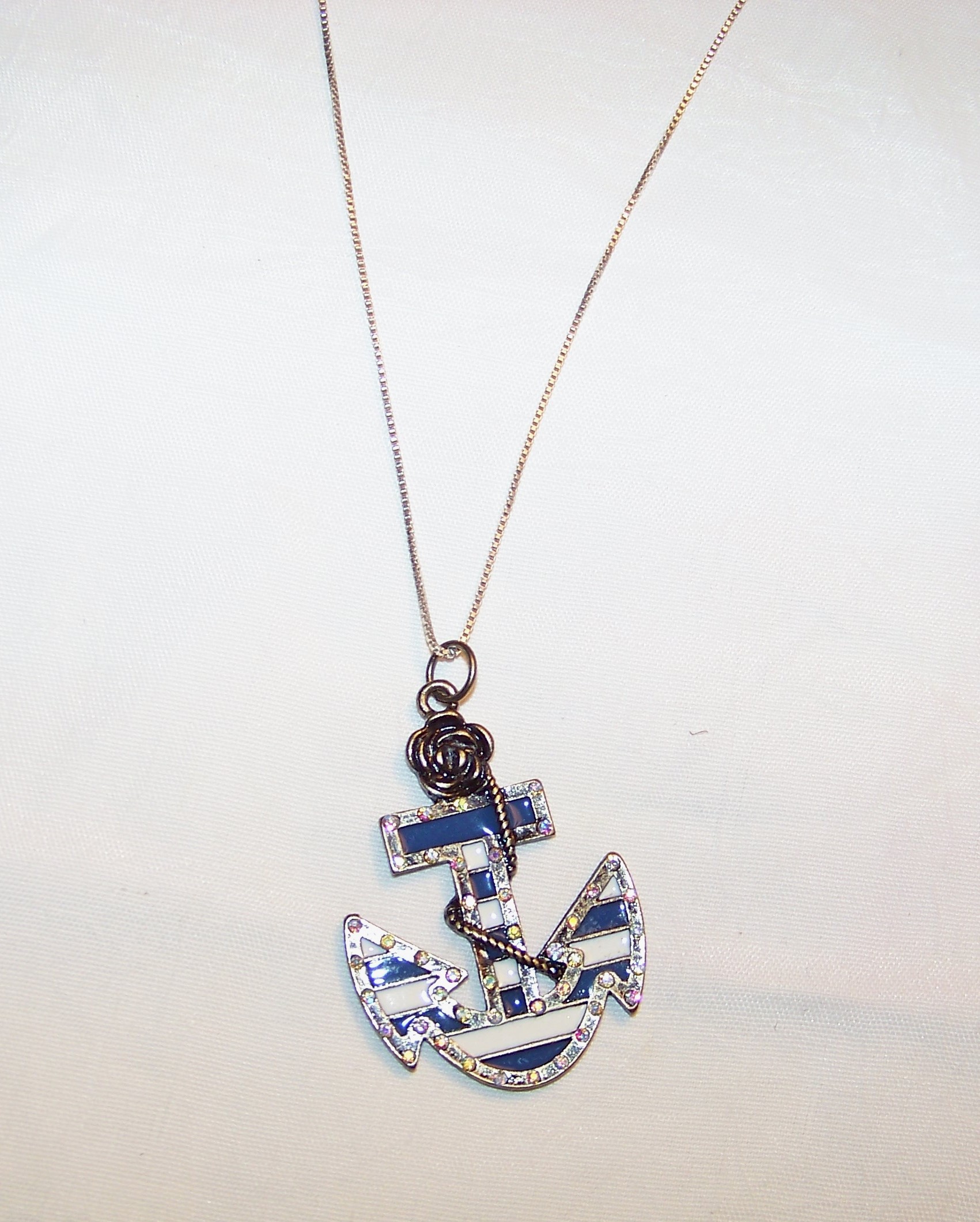 anchor necklace
